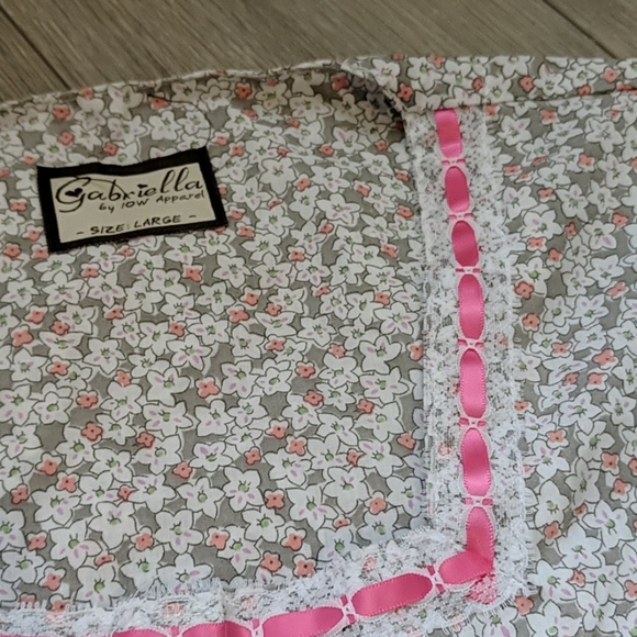 Maternity sleepware - Picture 2 of 3